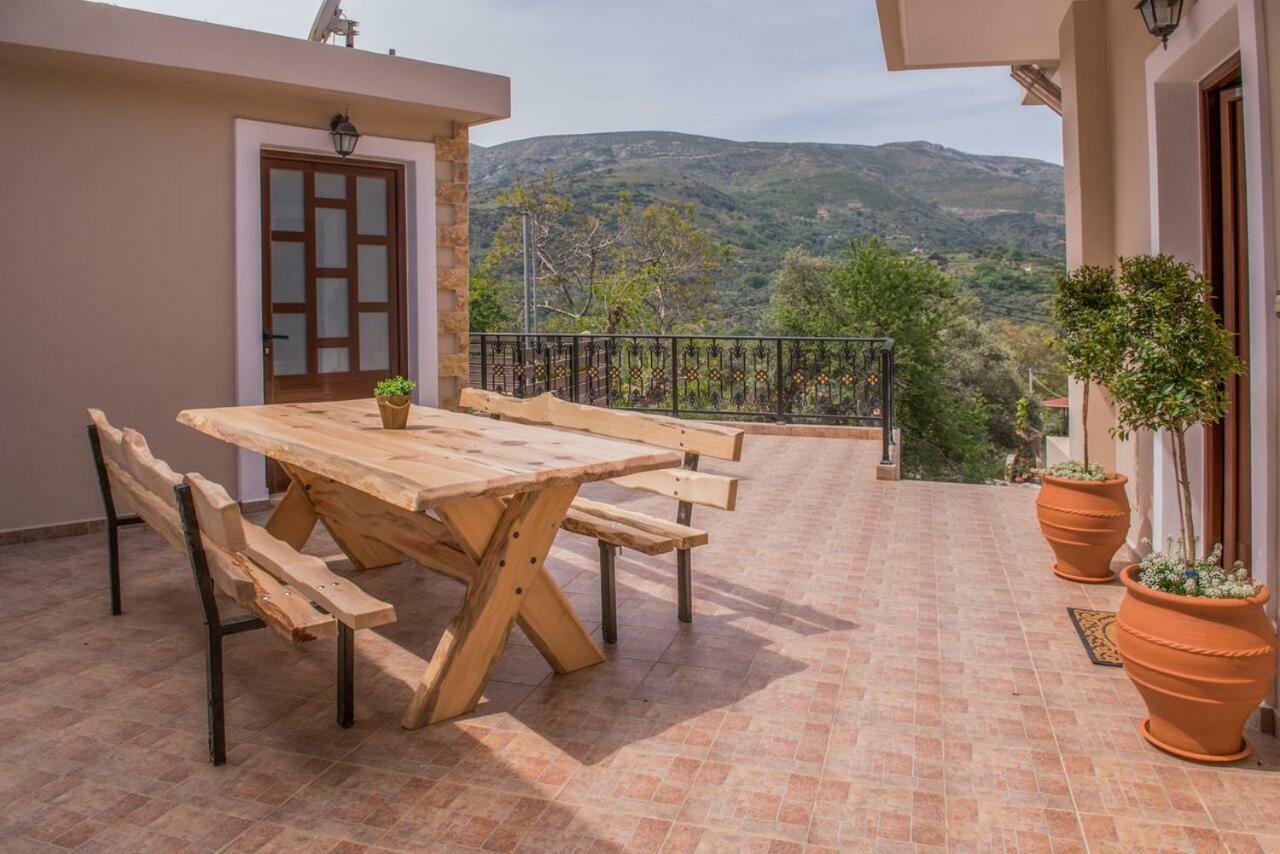 Marika Traditional Home Élos Exterior foto